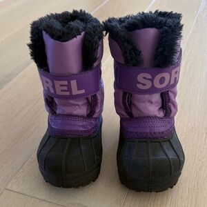 Sorel Kids' Purple and Black Snow Boots